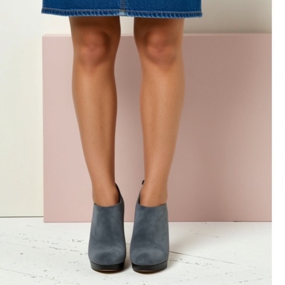 MIU MIU Back Zipper Funky Heel Platform Suede Grey Ankle Booties Shoes 9 Ret$550 - Picture 2 of 16